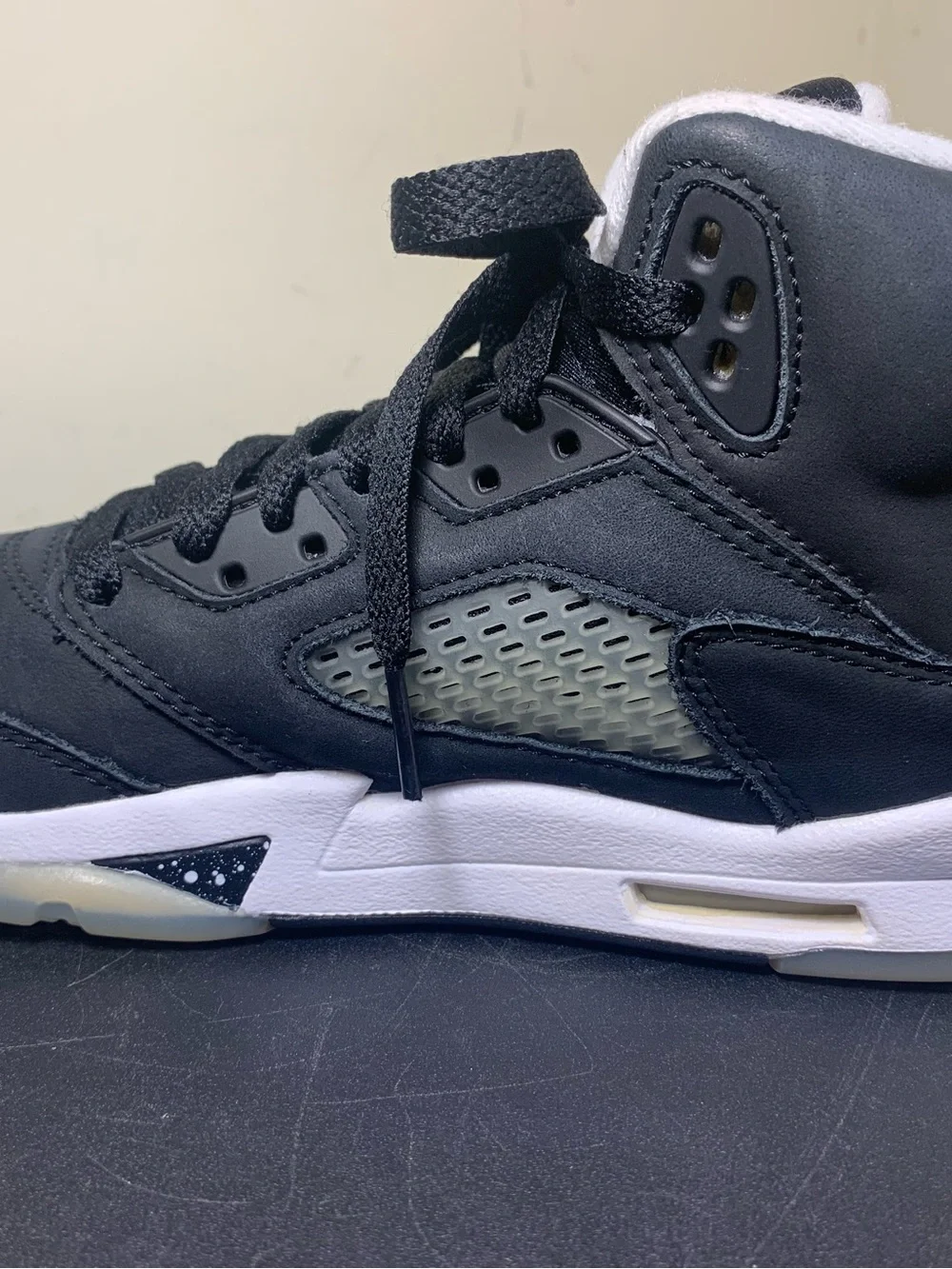 Boys Nike Air Jordan 5 Retro Sneakers Phantom Black (Size 4.5Y US) Nice!!